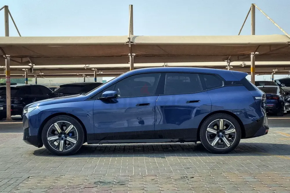 AED 3647/month | 2023 BMW iX xDrive40 | GCC Specs | Ref#332753 - Image 5