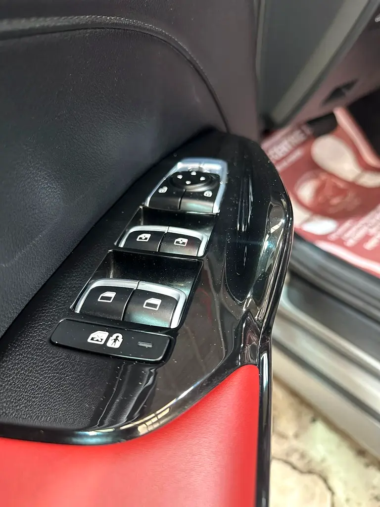 Kia K5 GT-Line 2025 Dubai, United Arab Emirates - Image 14