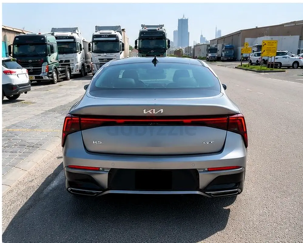 Kia K5 GT-Line 2025 Dubai, United Arab Emirates - Image 7