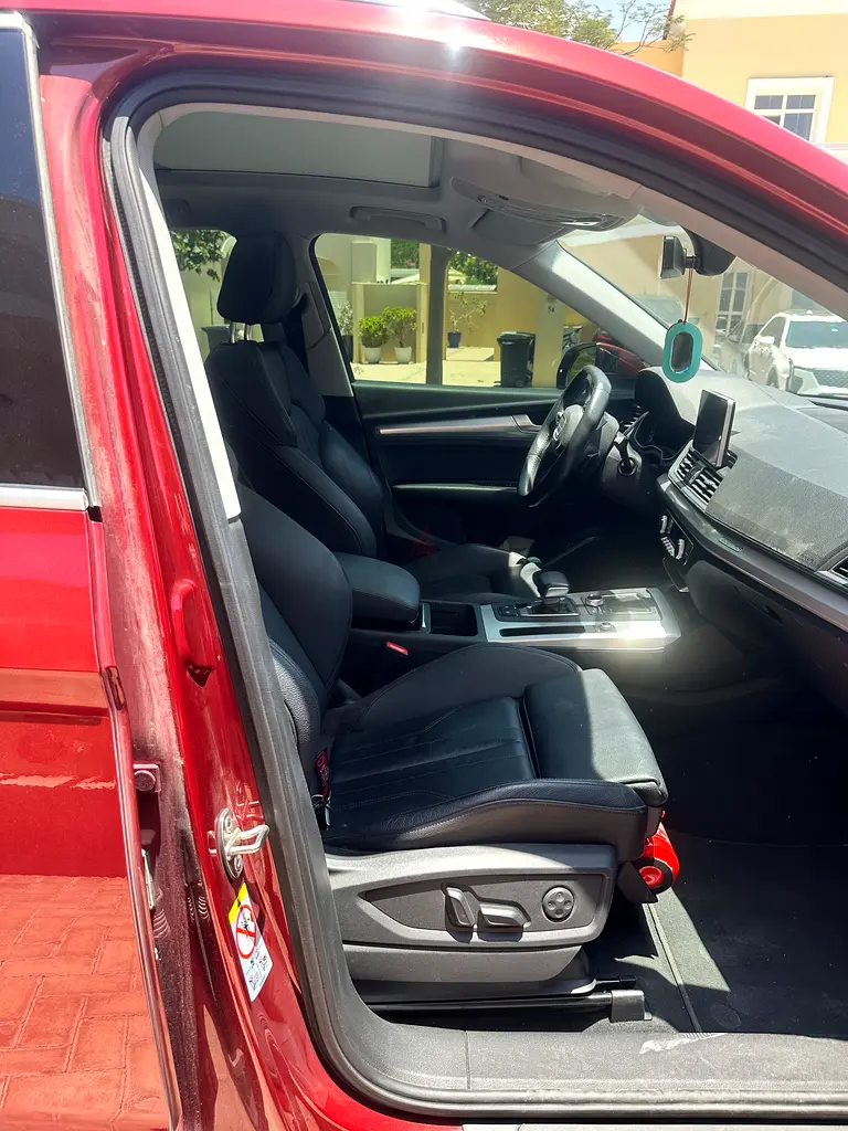 Audi Q5 2021 | 45 TFSI Quattro S Line | GCC Specs | Pristine Condition - Image 6