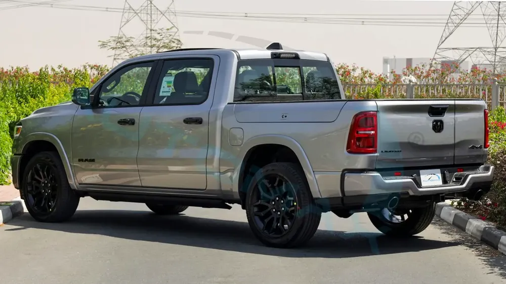 ( For Export / Car With Multigate ) 2026/2026 RAM 1500 LIMITED CREW CAB SST H.O 3.0TT GCC BRAND NEW - Image 5