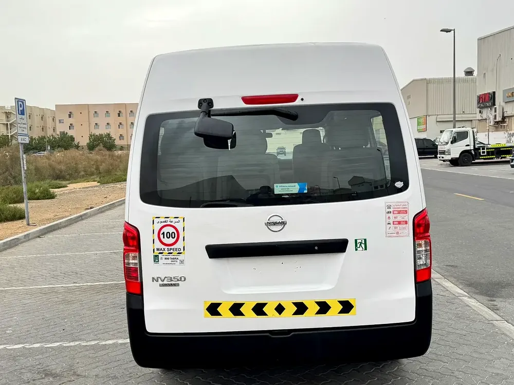 Nissan Urvan NV350 2020 - GCC Specs - Reliable and Spacious - Image 5