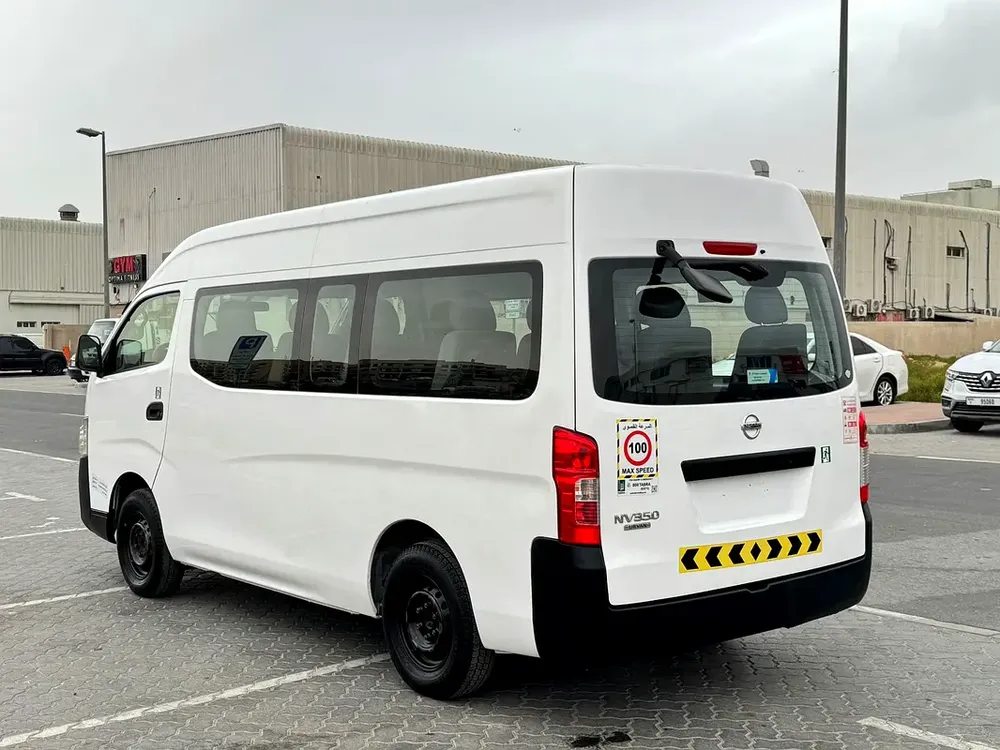 Nissan Urvan NV350 2020 - GCC Specs - Reliable and Spacious - Image 6