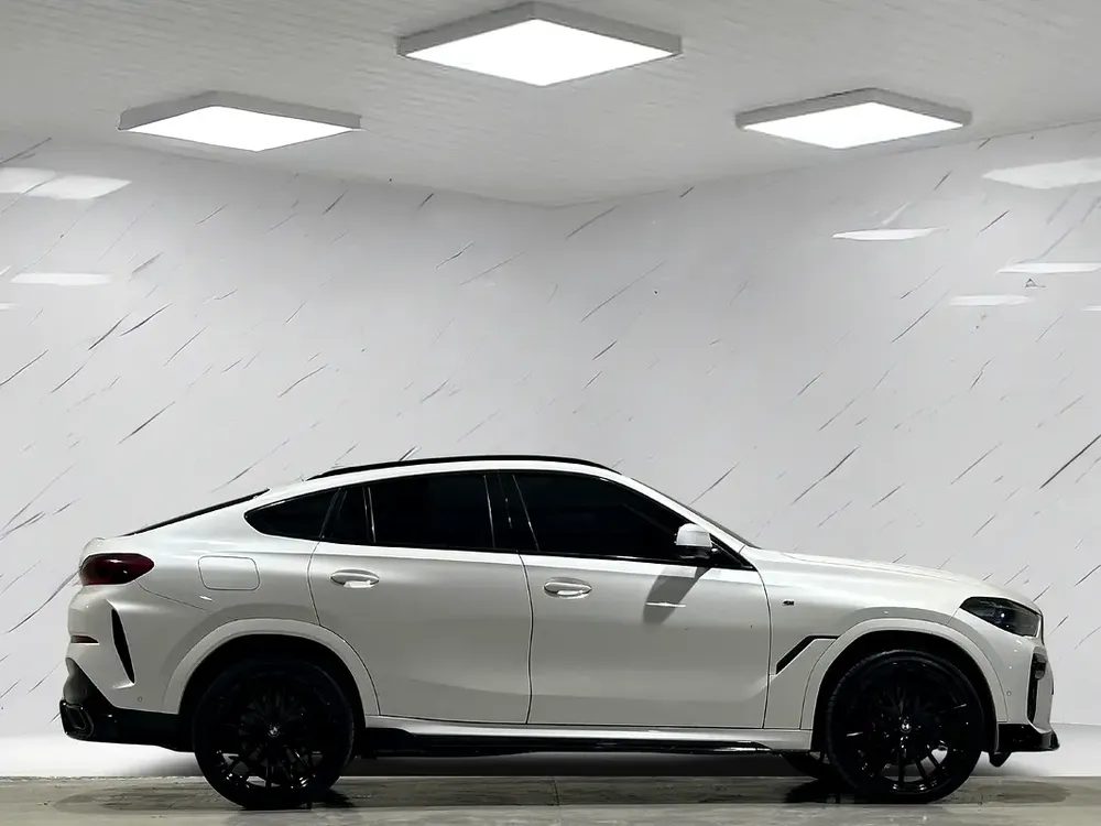 4,004AED/MONTH -- BMW AGENCY WARRANTY/SERVICE -- X6 M-SPORT PRO - Image 4