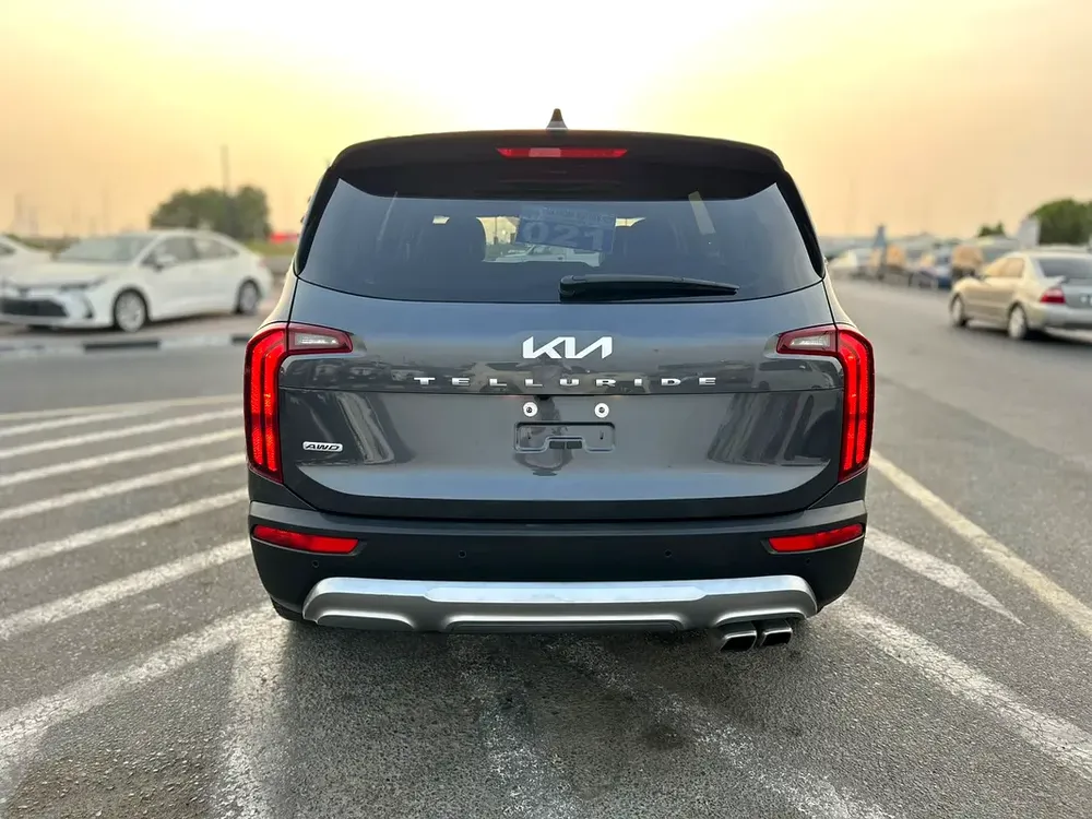 2022 Kia Telluride EX – Full Option – 3.8L V6 – Black – 7 Seater - 4x4 AWD - - Image 8