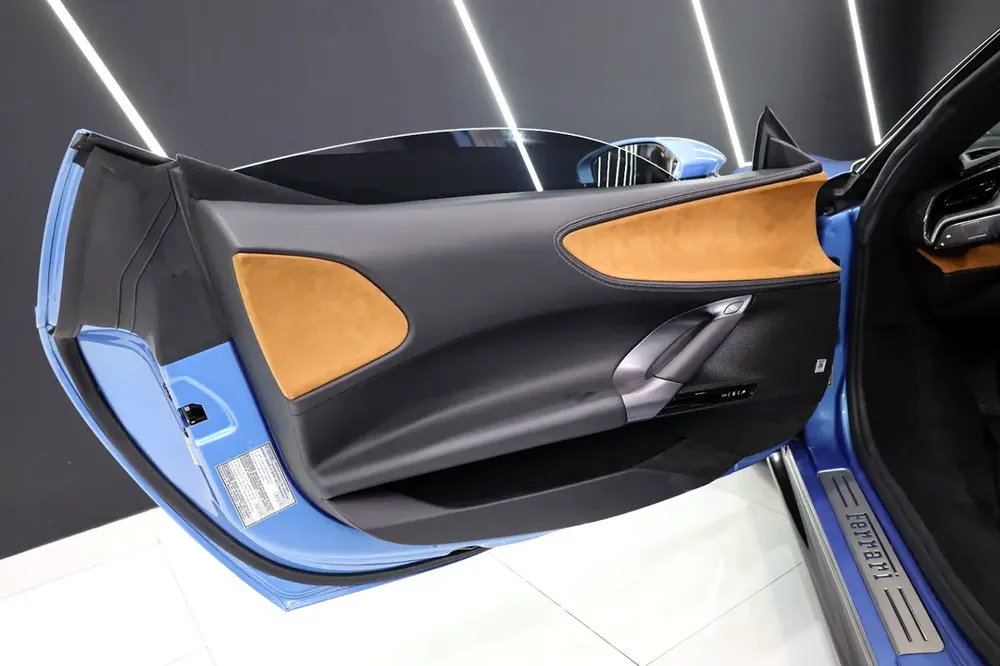 2022 Ferrari SF90 Spider, JBL Audio, Carbon Fiber Interior, ADAS Full Pack, Dealer Service Package!! - Image 14