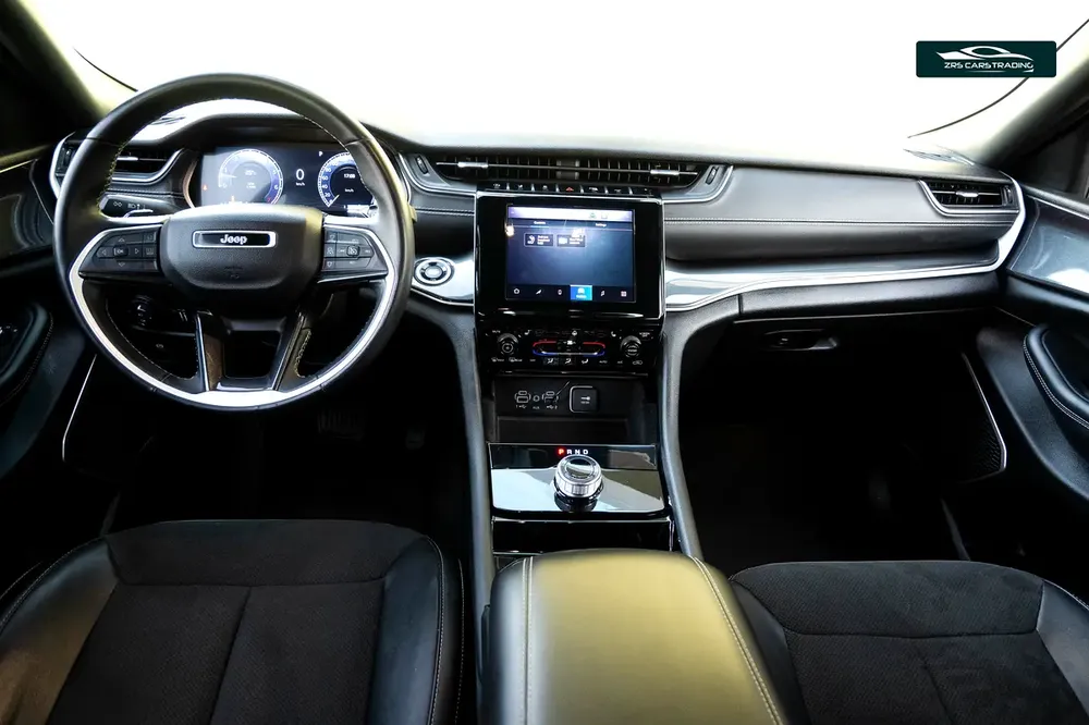 2022 Jeep Grand Cherokee Altitude | Warranty + Service Package | GCC Specs - Image 12