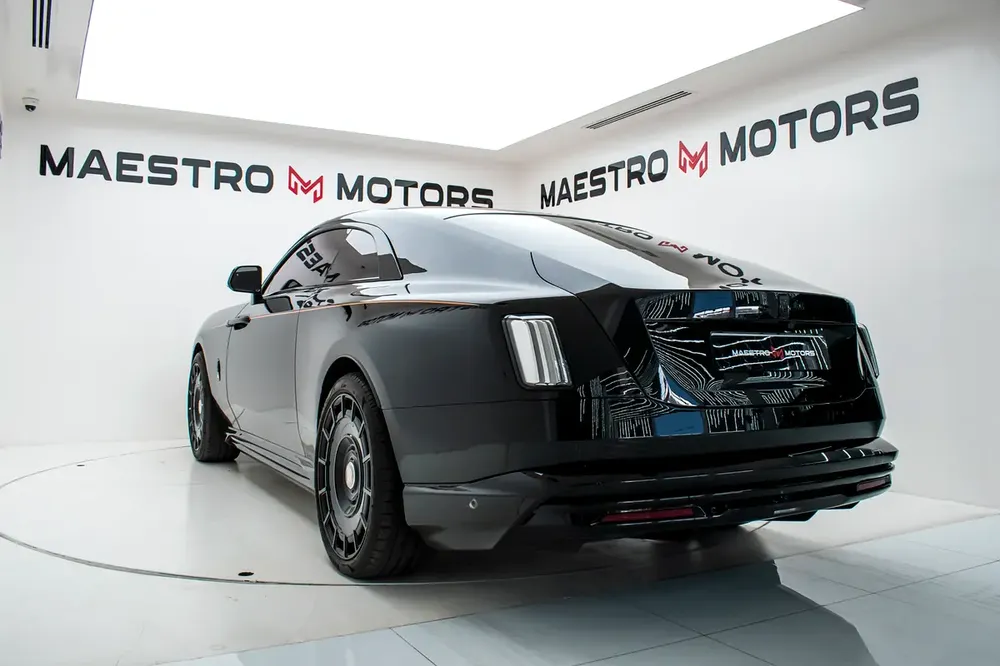 Rolls Royce Spectre GCC - Image 5