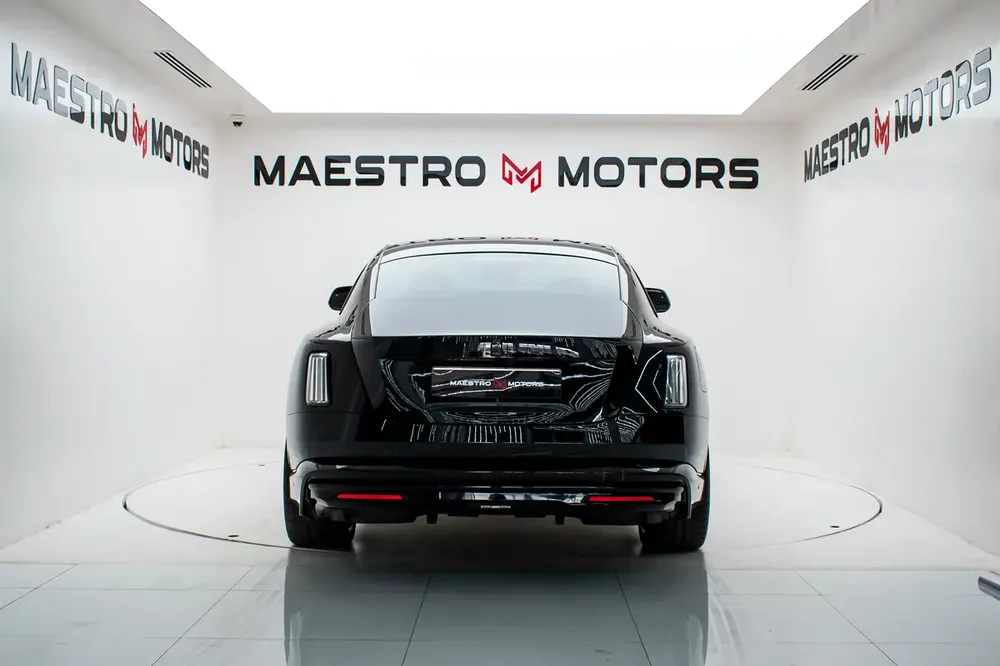 Rolls Royce Spectre GCC - Image 6