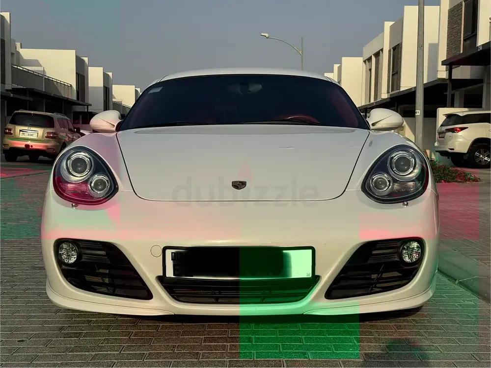 Porsche Cayman S 2012 | GCC Specs | Low Mileage | Pristine Condition - Image 6