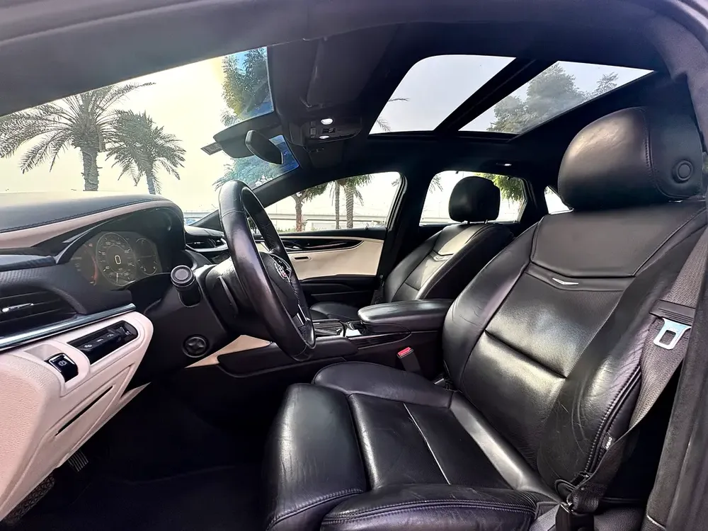 CADILLAC XTS PLATINUM / GCC / 2014 / AGENCY MAINTAINED / PERFECT CONDITION / DIRECT OWNER - Image 13
