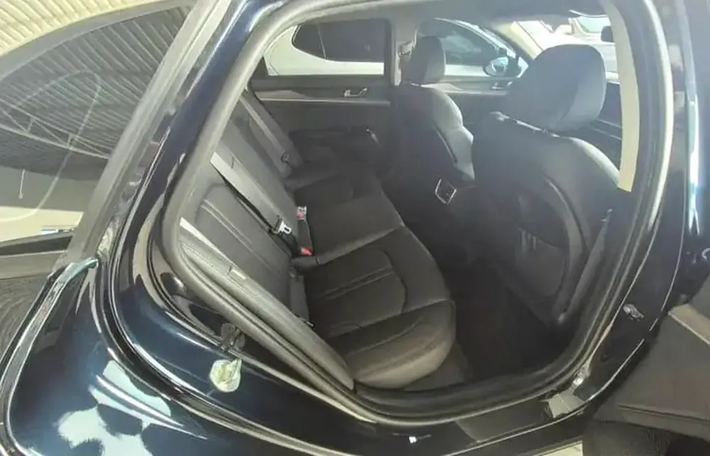 Stunning 2021 Kia K5 EX - American Specs - Loaded with Features - Image 7