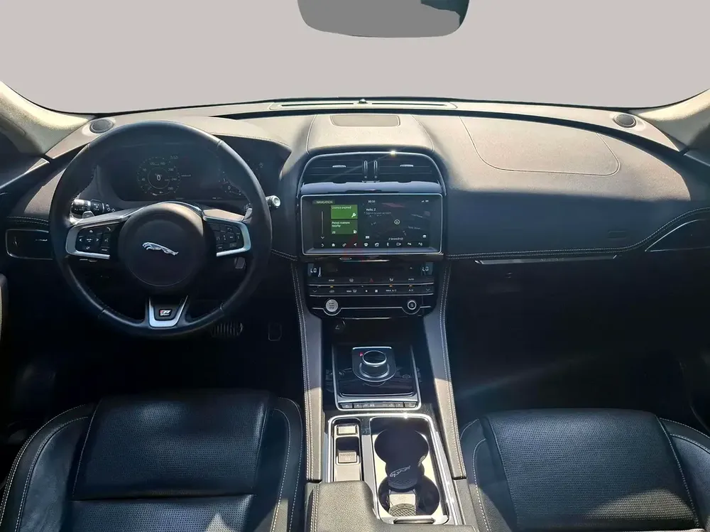 AED 1748/month | 2020 Jaguar F-Pace R-Sport | GCC Specs | Ref#379717 - Image 9