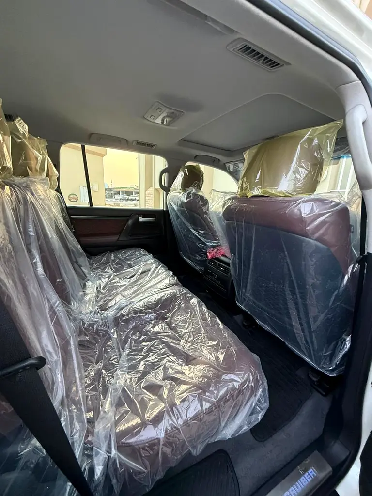 Toyota Land Cruiser GXR Grand Touring 2020 | GCC Specs | Pristine Condition - Image 5
