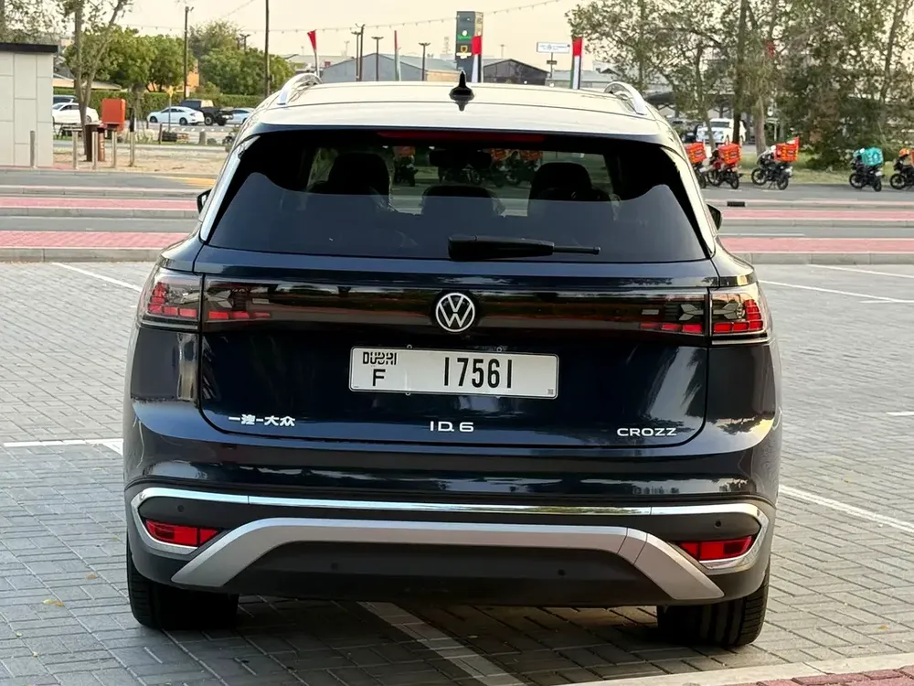 Volkswagen ID6 PRO - Image 9