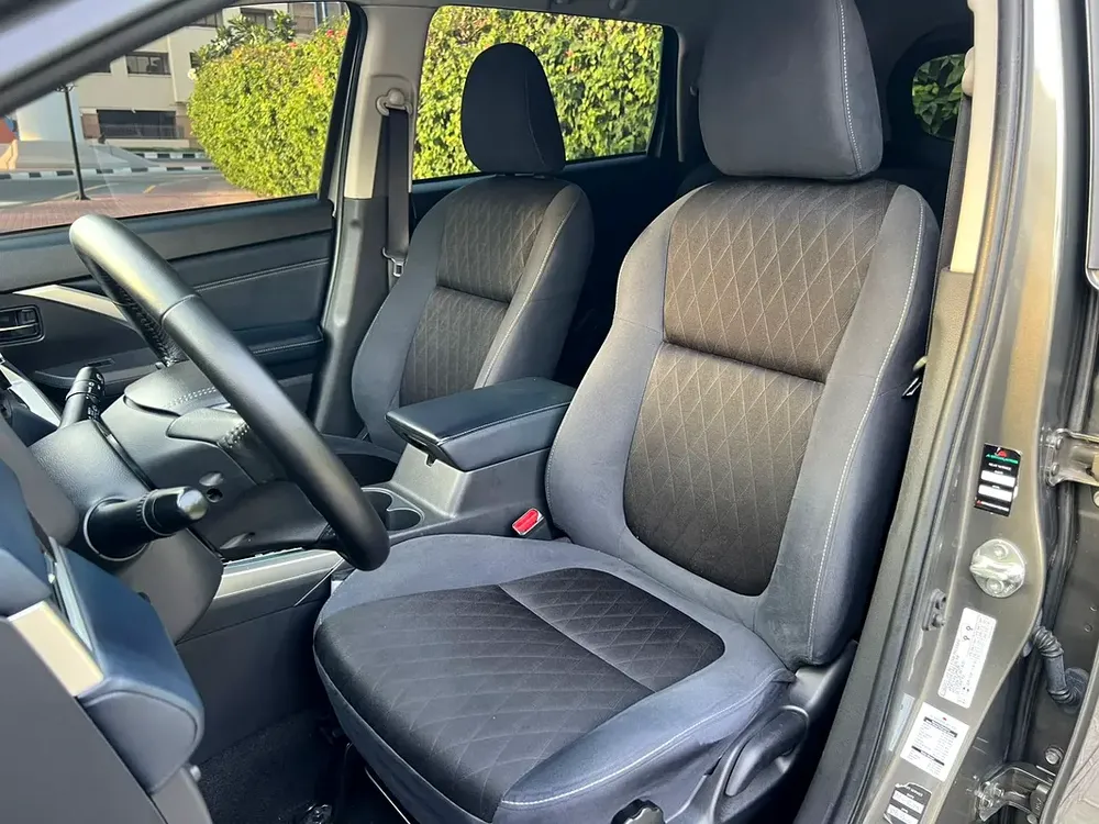 AED 830 EMI | 2024 Mitsubishi Xpander Cross 1.5L 4Cyl. | Premium Line | 7-Seater | Like New - Image 10