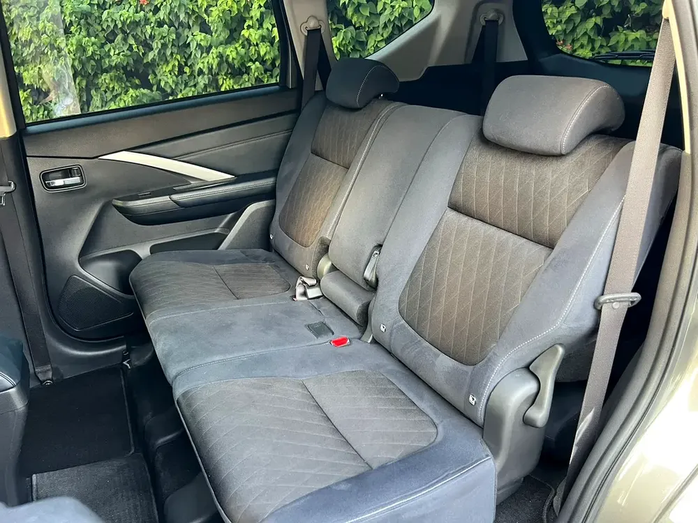 AED 830 EMI | 2024 Mitsubishi Xpander Cross 1.5L 4Cyl. | Premium Line | 7-Seater | Like New - Image 11