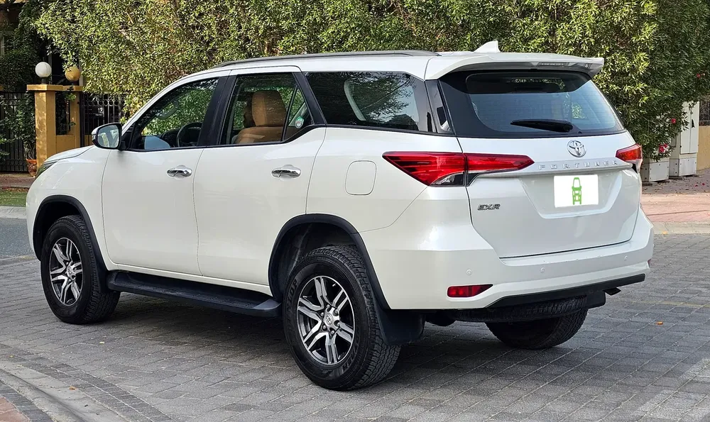 TOYOTA FORCHTUNER 2.7 4X4 # 2024 GCC # WELL MAINTAINED CAR FOR SALE AED 98000. - Image 12