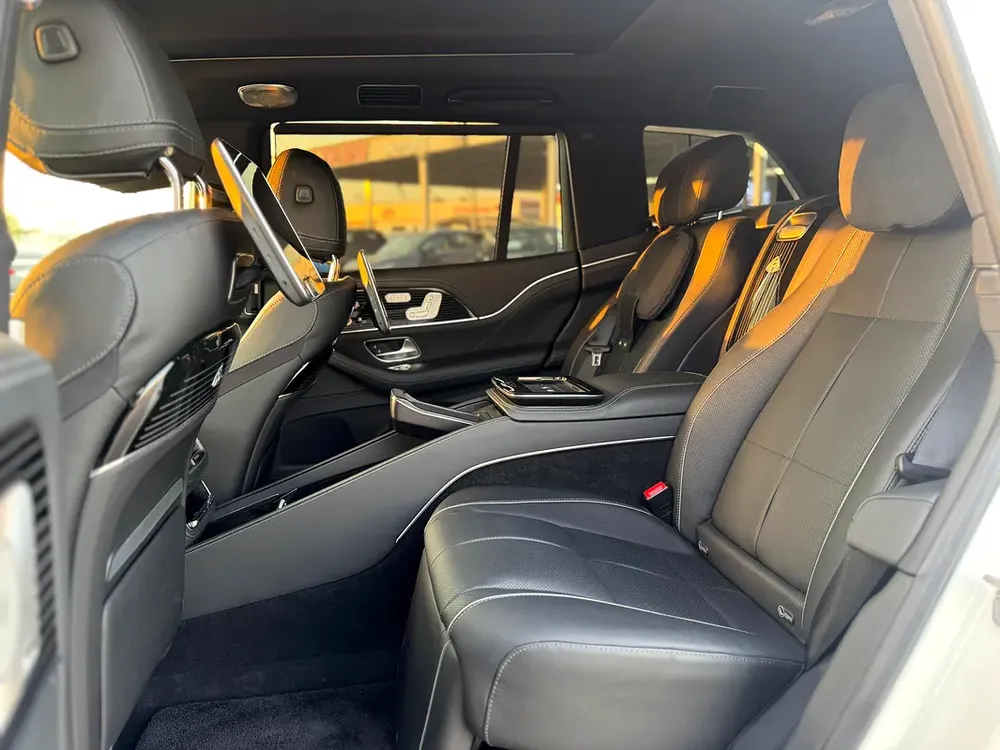 2023 - BENZ GLS600 - - /// BRAND NEW CONDITION /// - ONLY 11,000 KM - Image 19