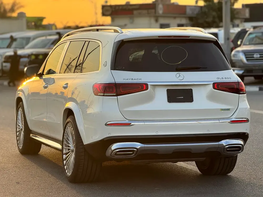 2023 - BENZ GLS600 - - /// BRAND NEW CONDITION /// - ONLY 11,000 KM - Image 9