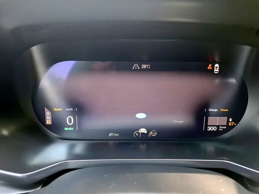 2023 Polestar 2 Long Range ONLY 377 KMS  is a premium electric  Dealer Warranty - Image 12