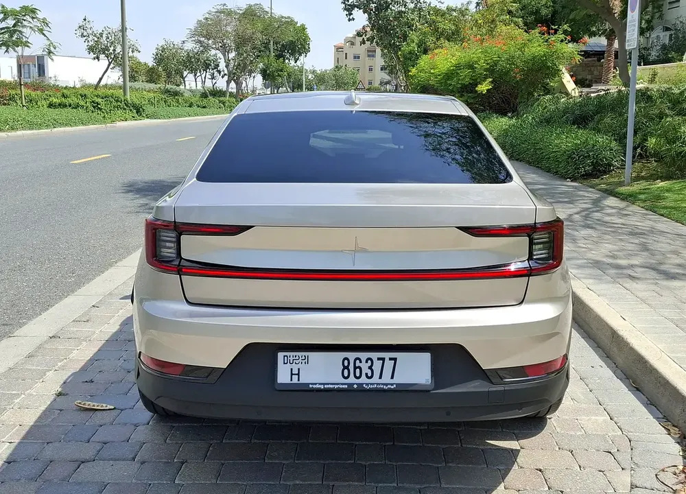 2023 Polestar 2 Long Range ONLY 377 KMS  is a premium electric  Dealer Warranty - Image 4