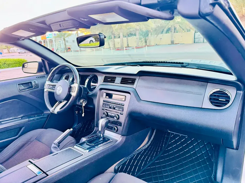 2014 FORD MUSTANG SOFT TOP CONVERTIBLE 3.7L IN VERY EXCELLENT CONDITION - Image 19
