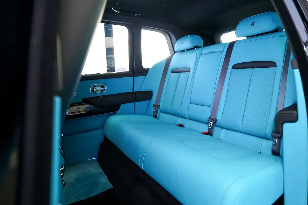 WARRANTY + SERVICE JAN 2028 | REAR ENTERTAINMENT | BESPOKE AUDIO | TIFFANY INTERIOR | SILVER BADGE - Image 11