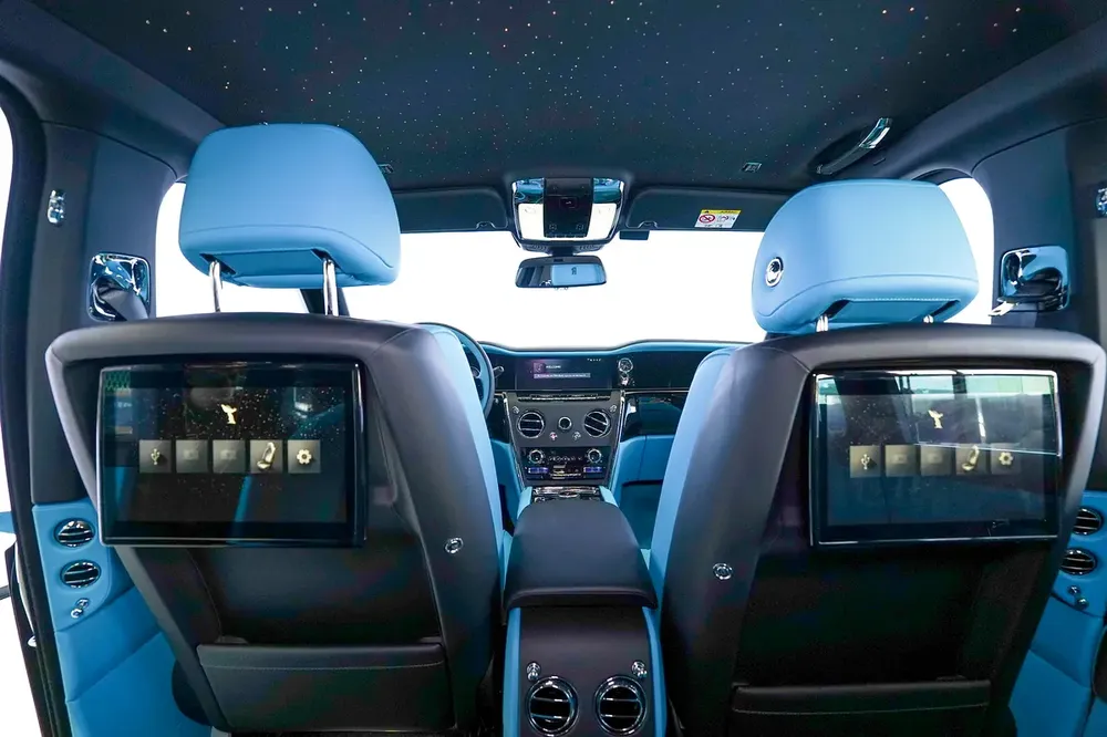 WARRANTY + SERVICE JAN 2028 | REAR ENTERTAINMENT | BESPOKE AUDIO | TIFFANY INTERIOR | SILVER BADGE - Image 12