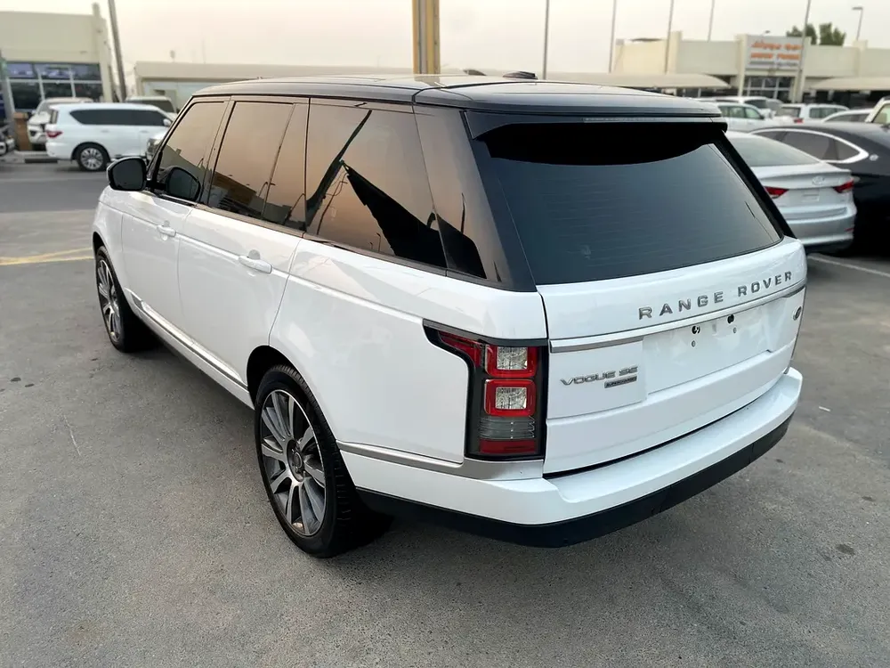 Range Rover Vogue 2015 White - Image 10