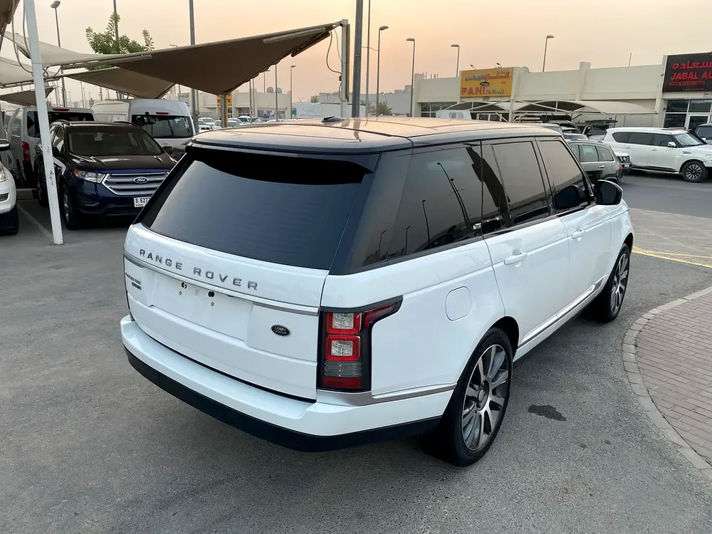 Range Rover Vogue 2015 White - Image 11