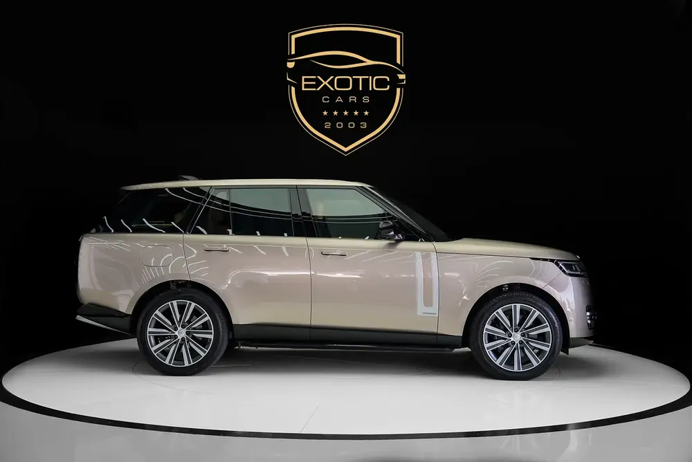 WARRANTY AUG 2026 | VOGUE AUTOBIOGRAPHY P530 V8 | SIDE STEPS | REAR ENTERTAINMENT - Image 4