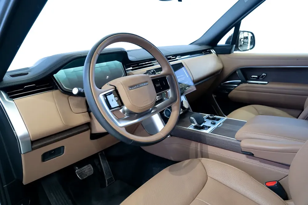 WARRANTY AUG 2026 | VOGUE AUTOBIOGRAPHY P530 V8 | SIDE STEPS | REAR ENTERTAINMENT - Image 8