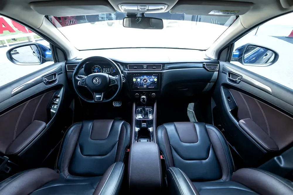 Fengon 580 (7 SEATER) 2023 GCC | Agency Warranty | Flexible D.P. - Image 9