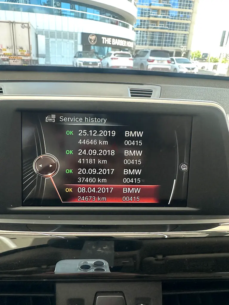 BMW X1 sDrive20i 2017 GCC Specs - Image 12