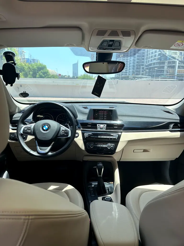 BMW X1 sDrive20i 2017 GCC Specs - Image 17