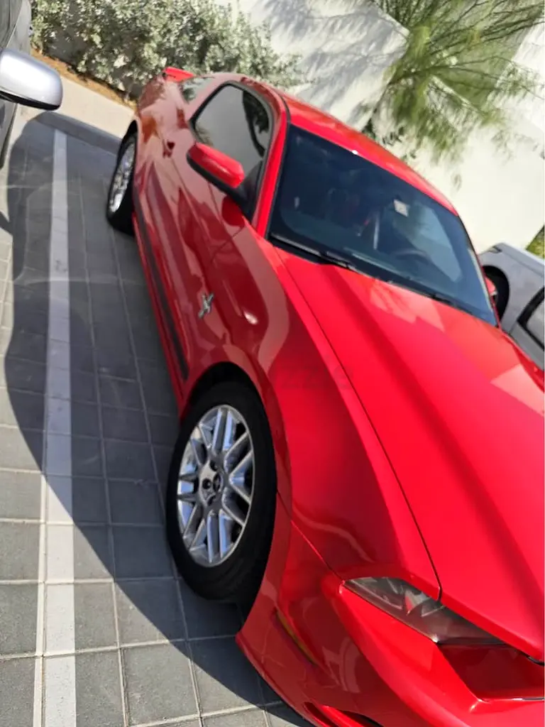 Ford Mustang V6 2014 GCC Specs - Pristine Condition - Image 4