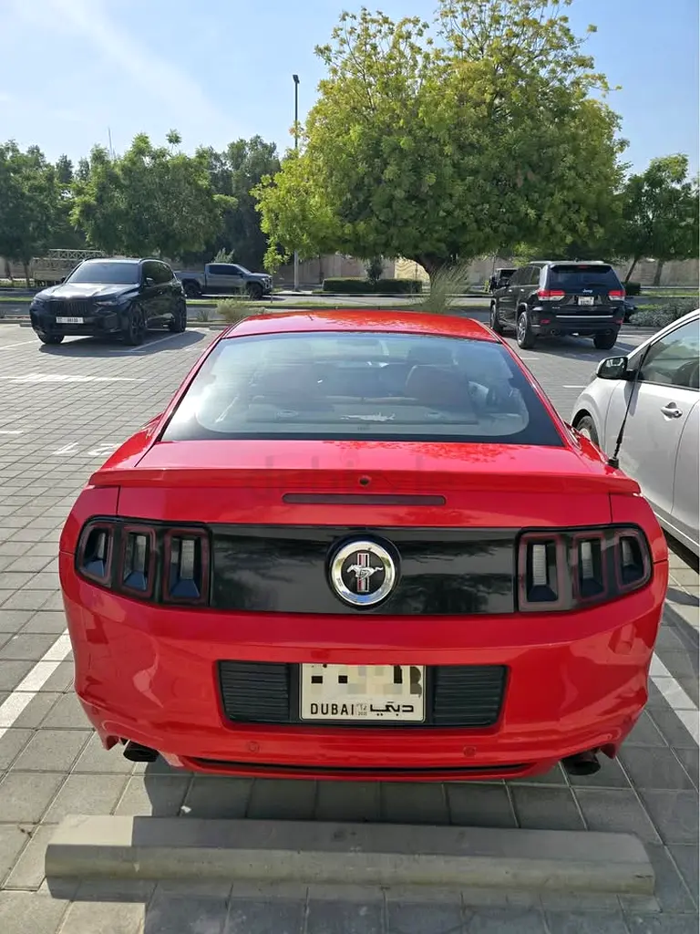 Ford Mustang V6 2014 GCC Specs - Pristine Condition - Image 5