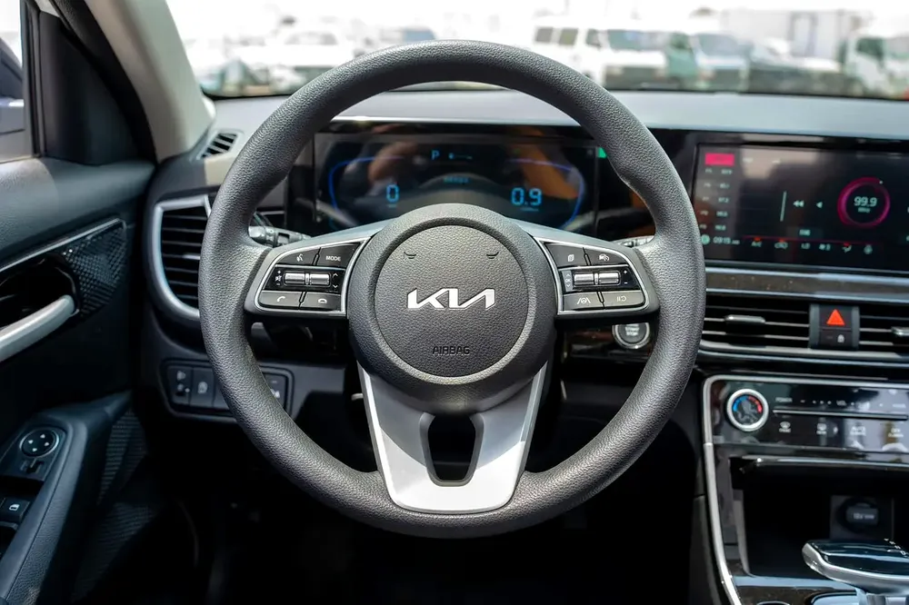 2025 Kia Seltos EX - Chinese Specs - Brand New Condition - Image 12
