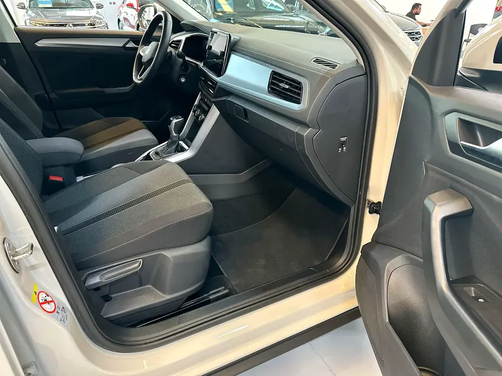 VW Certified |Fully Inspected |Like New | With Warranty  Service | 1070P,M| Downpayment Assist - Image 13
