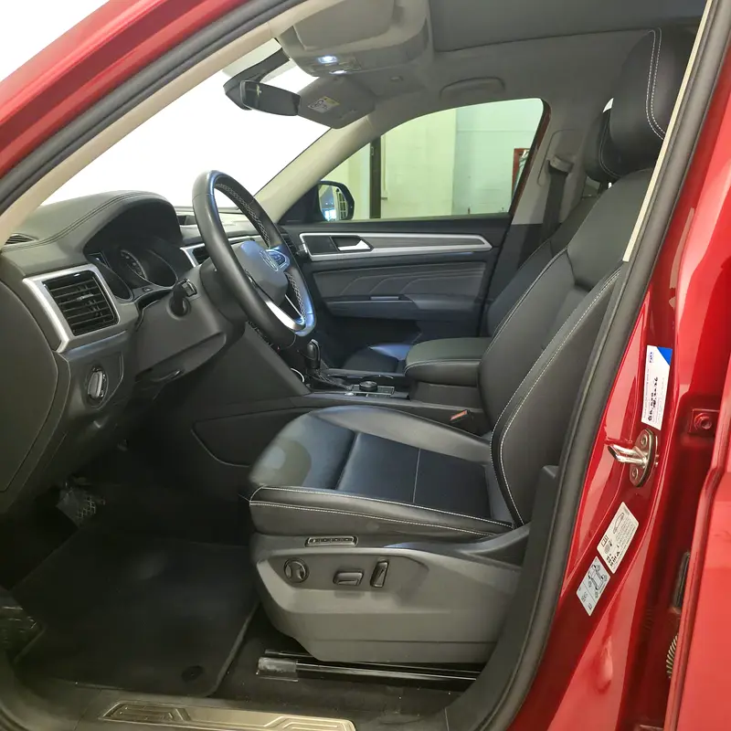 AED 1018 PM | VOLKSWAGEN TERAMONT 2021 | FULL AGENCY SERVICE HISTORY | COMFORTLINE | 7-SEATER | GCC - Image 9