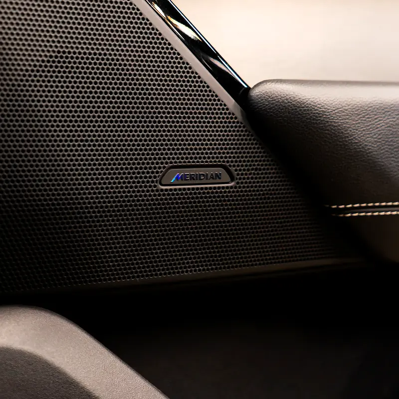 1,877 pm • 0% Downpayment • Velar P250 S • 1 Year Warranty - Image 13