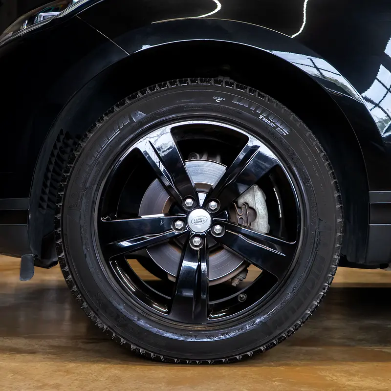 1,877 pm • 0% Downpayment • Velar P250 S • 1 Year Warranty - Image 7