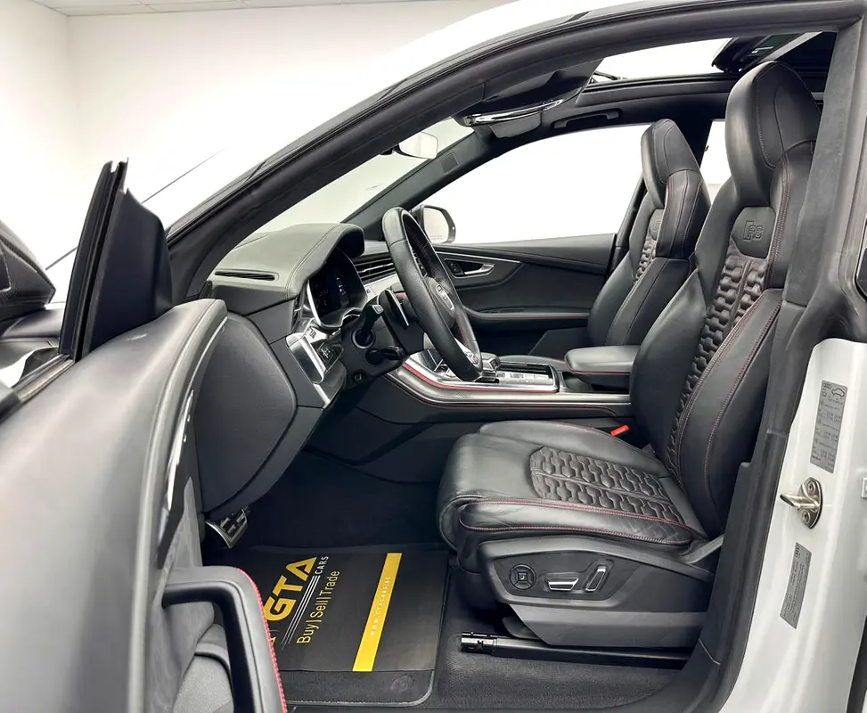 2023 Audi RS Q8, Urban Kit, 05/2026 Audi Warranty, 05/2028 Audi Service Contract, Audi FSH, GCC - Image 15