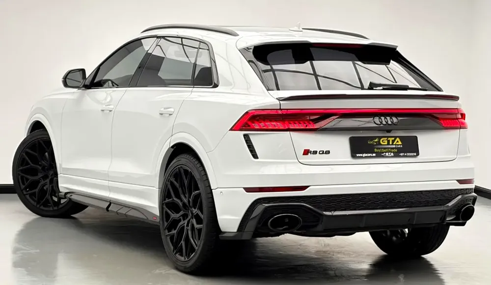 2023 Audi RS Q8, Urban Kit, 05/2026 Audi Warranty, 05/2028 Audi Service Contract, Audi FSH, GCC - Image 6