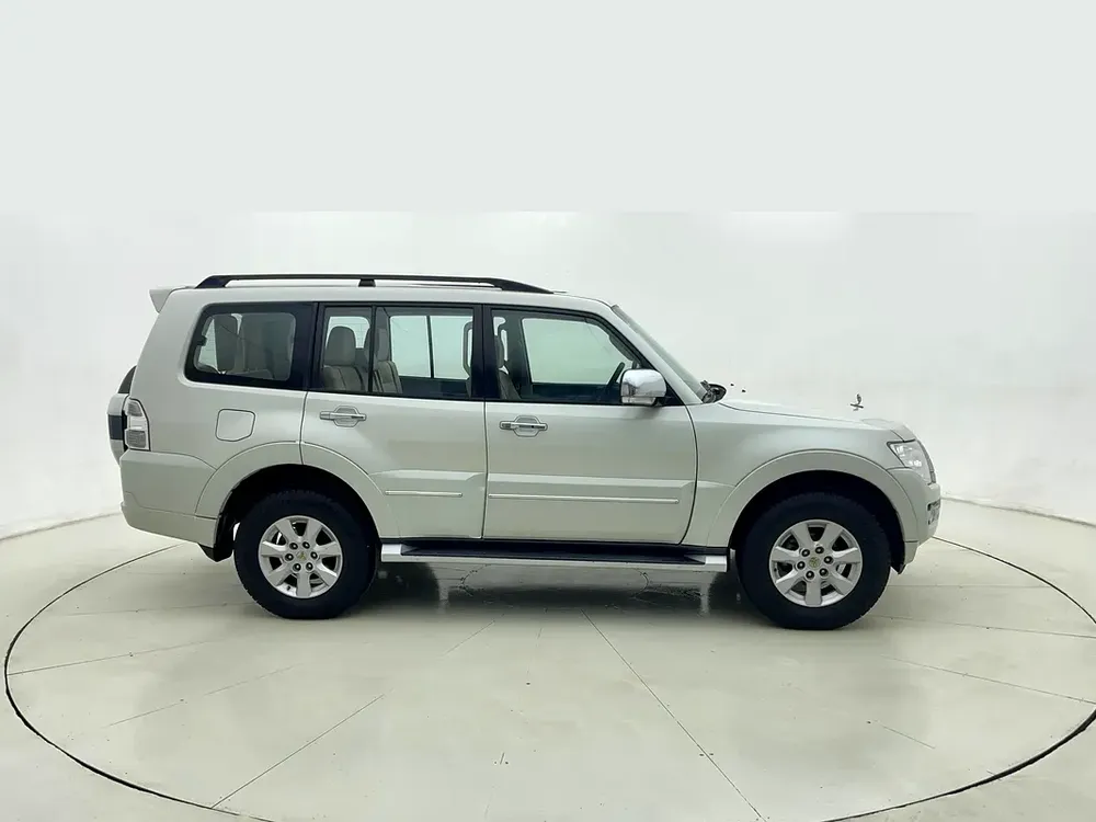 AED 1,091/m | 0 DP | Free 3 Months Warranty | Service History | 30D Return | MITSUBISHI PAJERO 2022 - Image 5