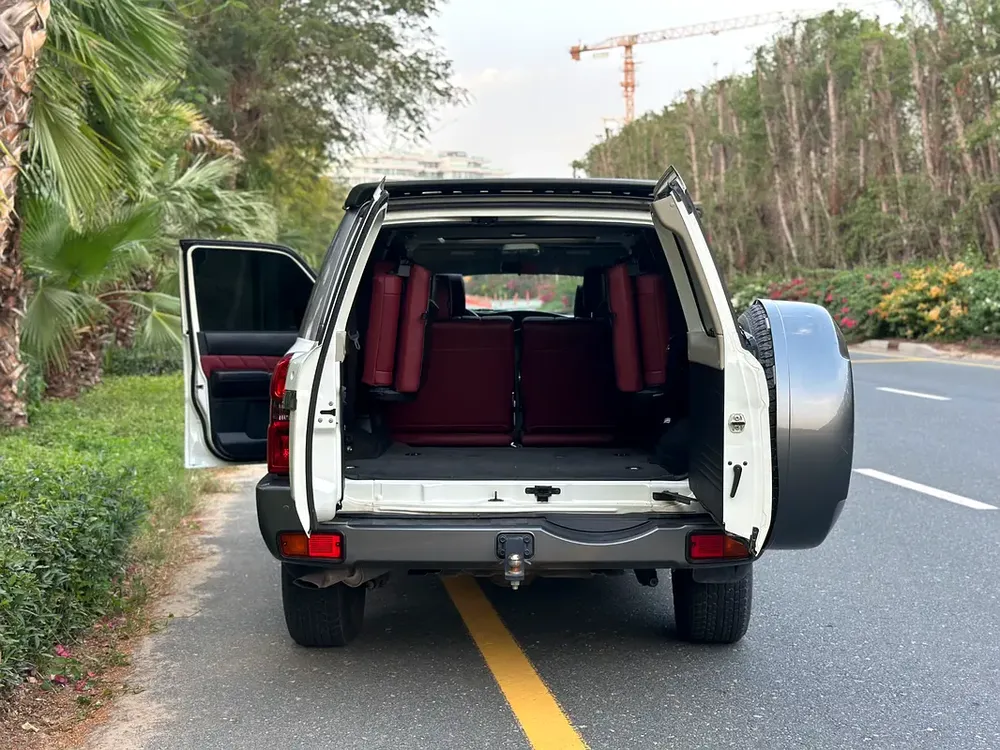 2023 Nissan Patrol Safari Super Safari - GCC Specs - Brand New - Image 7
