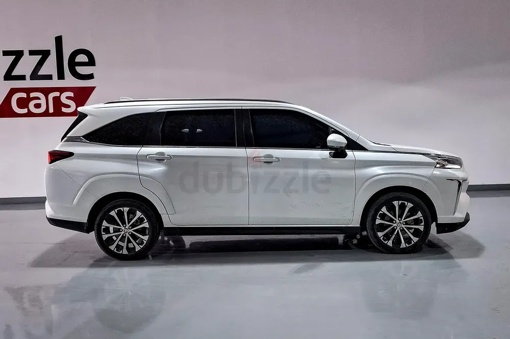 AED 942/month | 2024 Toyota Veloz GX | GCC Specs | Ref#452160 - Image 4
