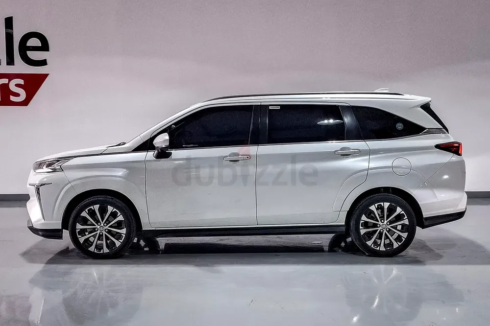 AED 942/month | 2024 Toyota Veloz GX | GCC Specs | Ref#452160 - Image 5