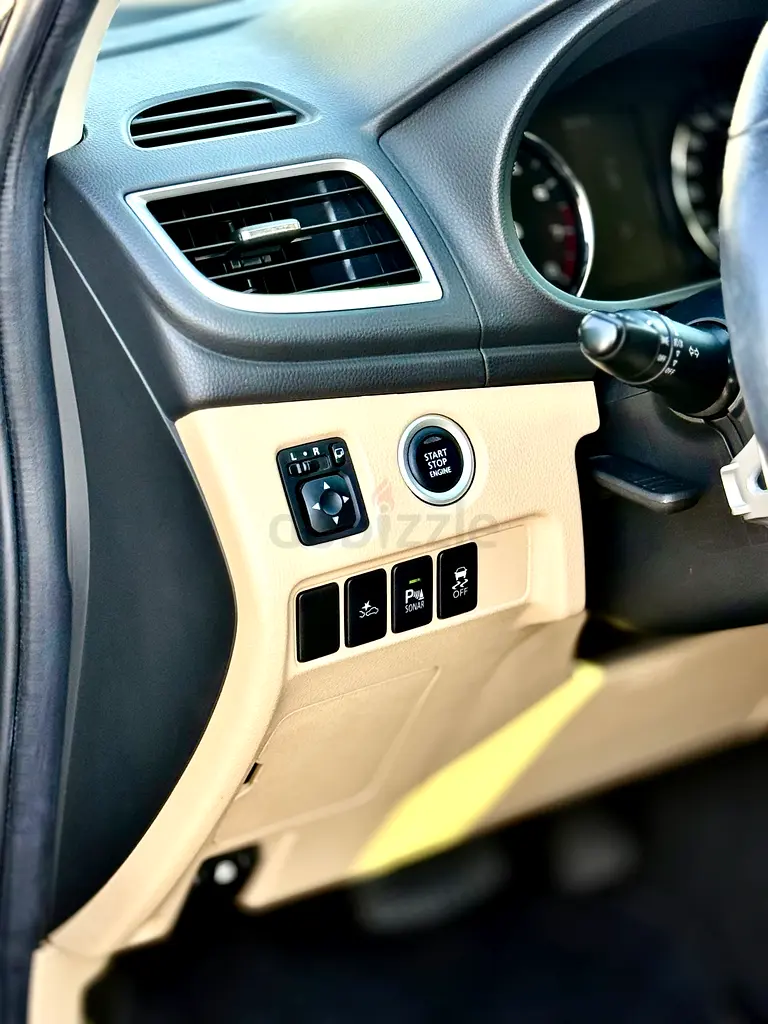 Mitsubishi Montero Sport 2018 GLS Top Full option (Top of the Line) GCC specs (Low mileage) - Image 14